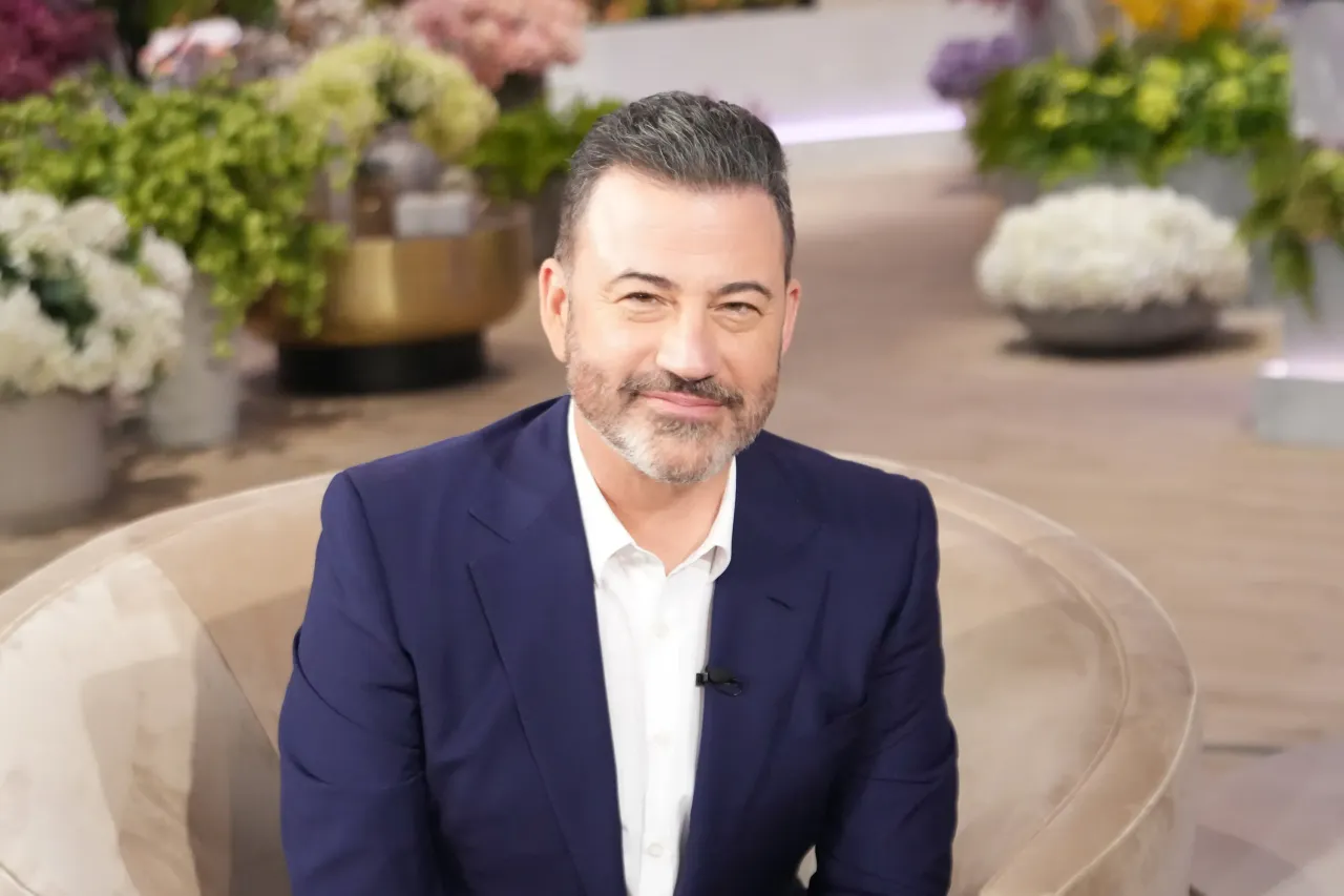 Disney Bosses To Huddle With Jimmy Kimmel After His Show’s Sudden Yanking From ABC Amid FCC Firestorm, Trump Threats
